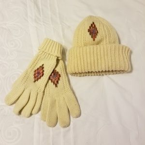 Hat and gloves
